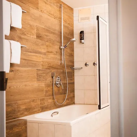 Sure By Western Rhoen Garden Hotel