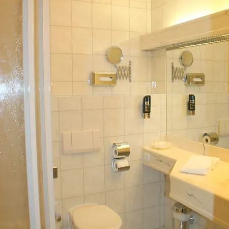 Sure By Western Rhoen Garden 4*