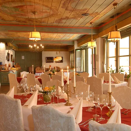 Sure By Western Rhoen Garden 4*