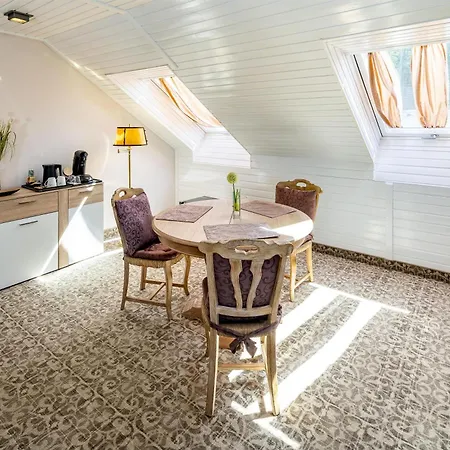 Sure By Western Rhoen Garden 4*