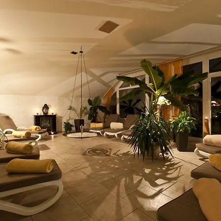 Sure By Western Rhoen Garden Hotel 4*