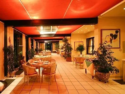 Hotel Sure By Western Rhoen Garden 4*