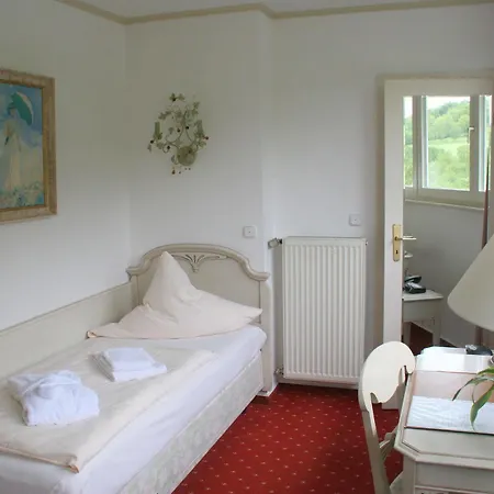 Sure By Western Rhoen Garden 4*