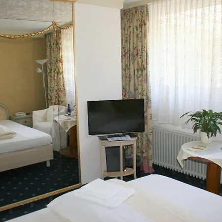 Sure By Western Rhoen Garden 4*