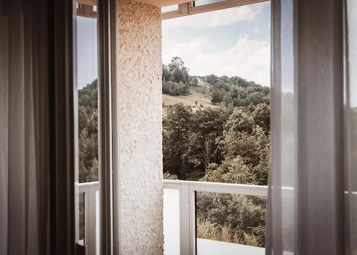 Sure By Western Rhoen Garden Hotel